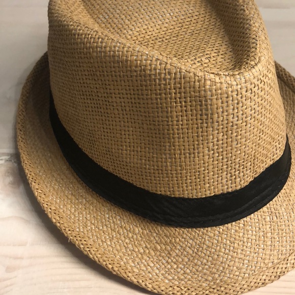 Free with purchase-Hat - Picture 6 of 10